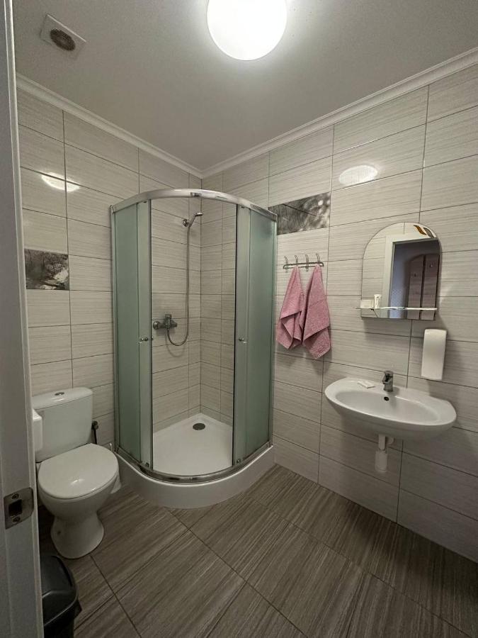 Vip Hostel Мукачево Экстерьер фото