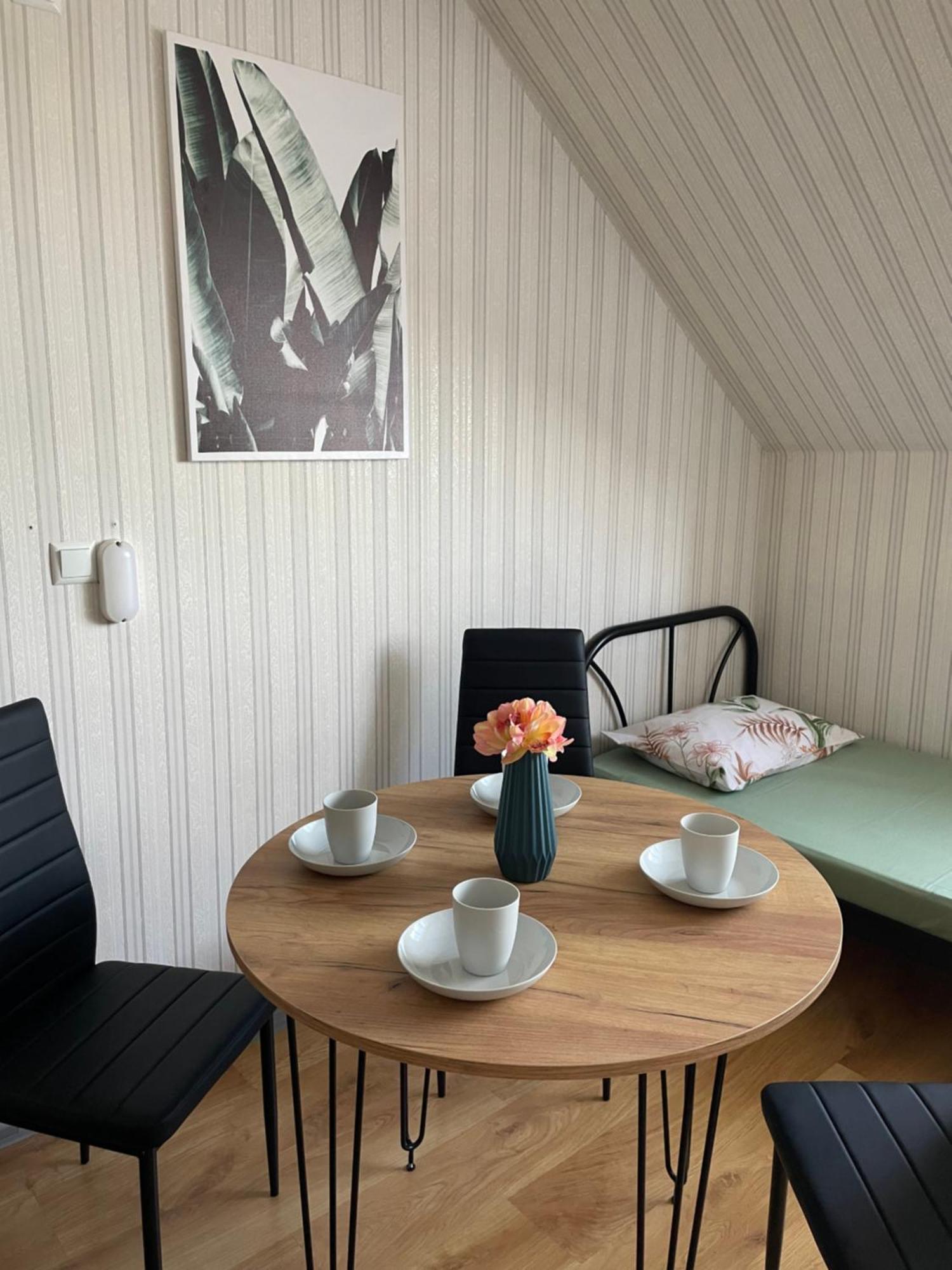 Vip Hostel Мукачево Экстерьер фото