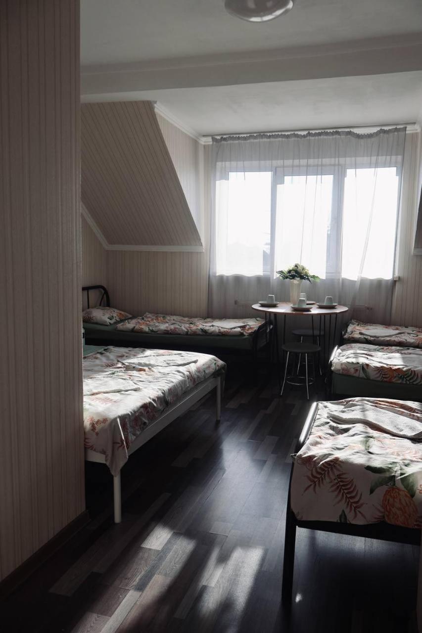 Vip Hostel Мукачево Экстерьер фото